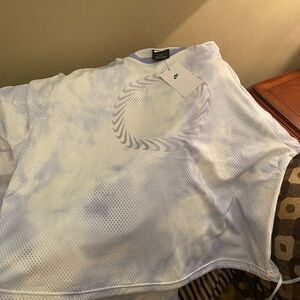 SOLD !! NWTS NIKE crop shirt size 2x